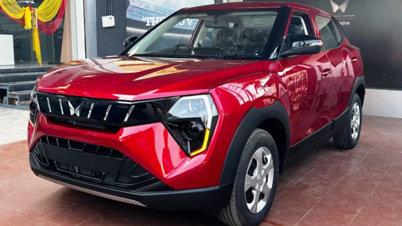 Mahindra XUV 3XO 1