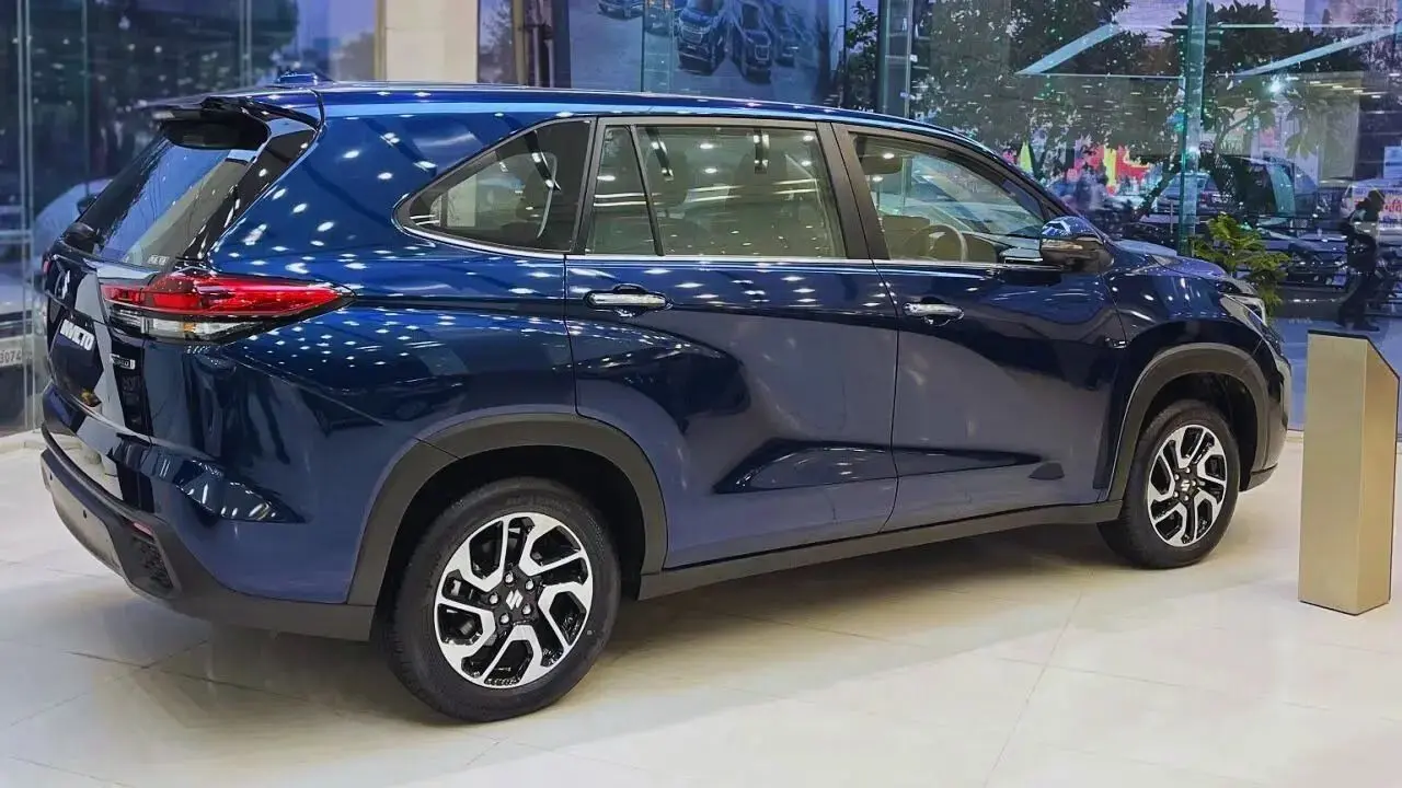 Maruti Suzuki Invicto 1